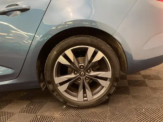 RENAULT MEGANE ESTATE IV - voiture d'occasion - Photo 24