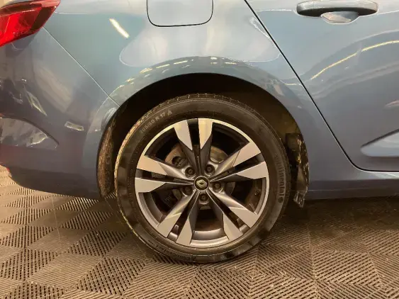 RENAULT MEGANE ESTATE IV - voiture d'occasion - Photo 25