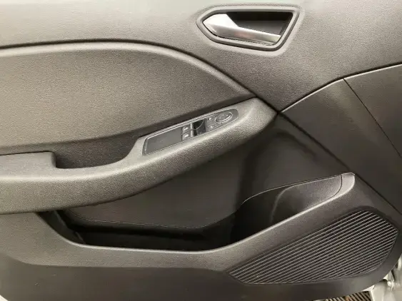 RENAULT CLIO V - voiture d'occasion - Photo 19