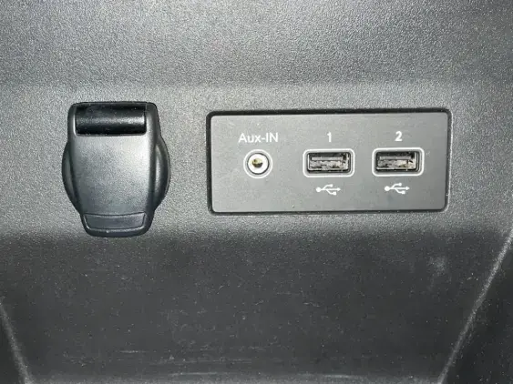 RENAULT CLIO V - voiture d'occasion - Photo 21