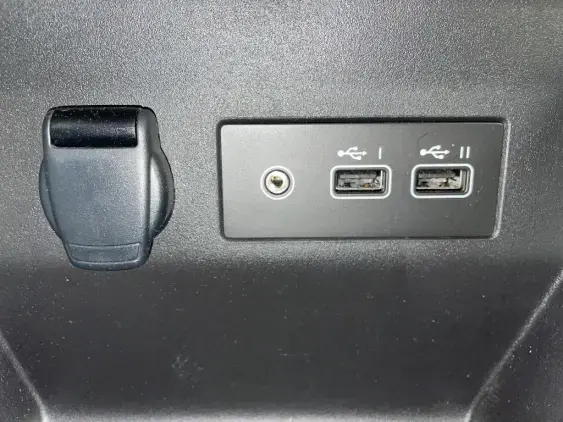 RENAULT CLIO V - voiture d'occasion - Photo 21