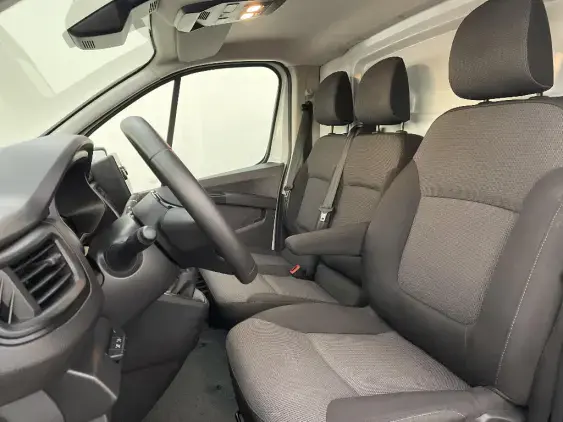 RENAULT TRAFIC FG III - voiture d'occasion - Photo 18