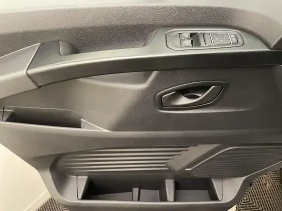 RENAULT TRAFIC FG III - voiture d'occasion - Photo 19