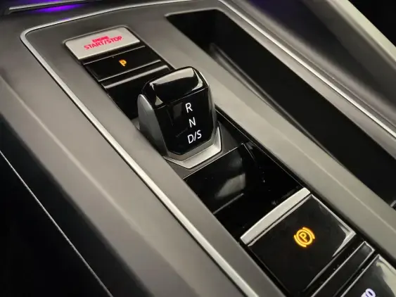 VOLKSWAGEN GOLF VIII - voiture d'occasion - Photo 21