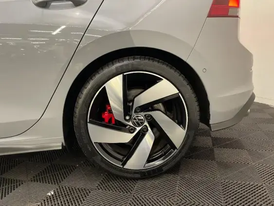 VOLKSWAGEN GOLF VIII - voiture d'occasion - Photo 24