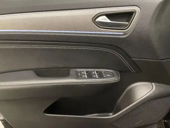 RENAULT ARKANA - voiture d'occasion - Photo 19