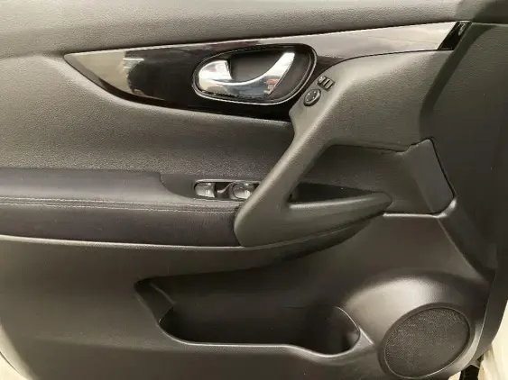 NISSAN QASHQAI II - voiture d'occasion - Photo 19