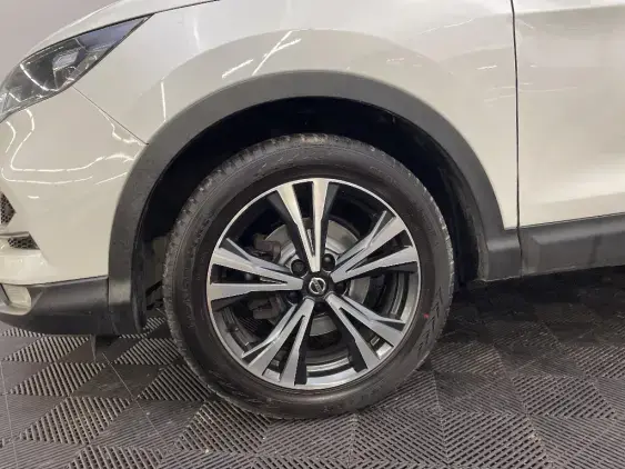 NISSAN QASHQAI II - voiture d'occasion - Photo 23