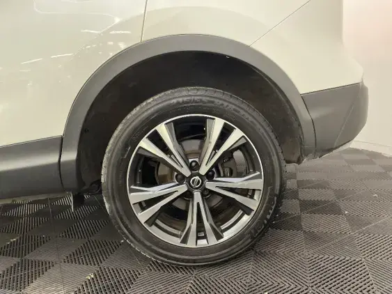 NISSAN QASHQAI II - voiture d'occasion - Photo 24