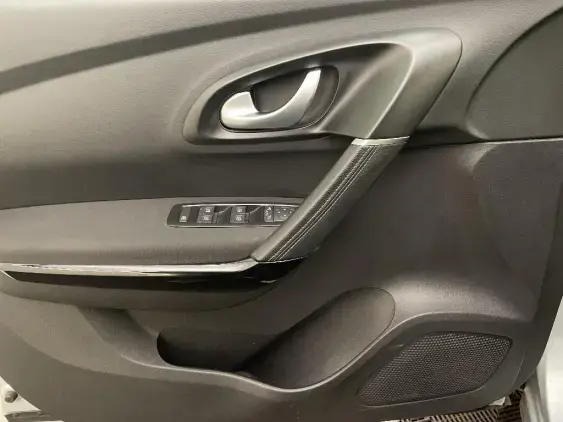 RENAULT KADJAR - voiture d'occasion - Photo 19