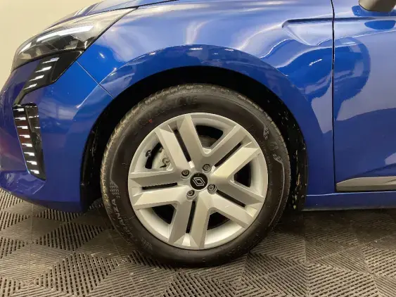 RENAULT CLIO V - voiture d'occasion - Photo 23