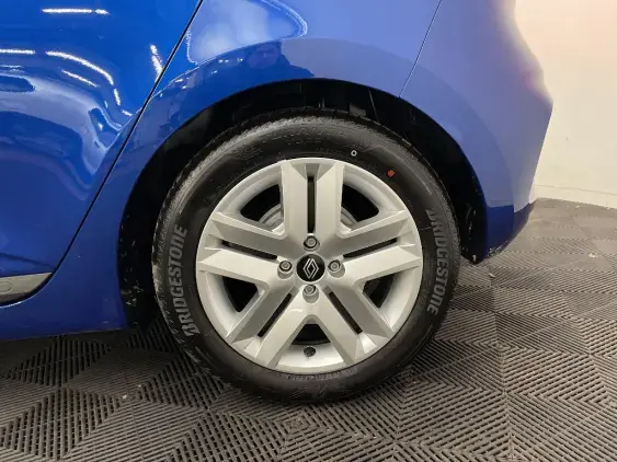 RENAULT CLIO V - voiture d'occasion - Photo 24