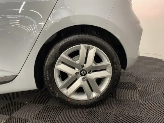 RENAULT CLIO V - voiture d'occasion - Photo 24