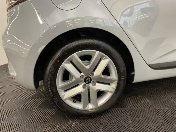 RENAULT CLIO V - voiture d'occasion - Photo 25