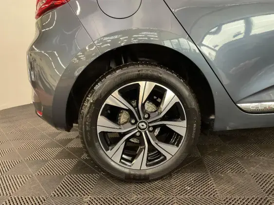 RENAULT CLIO V - voiture d'occasion - Photo 25