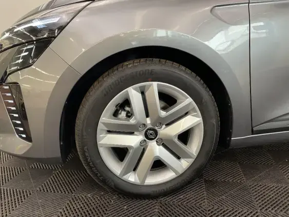 RENAULT CLIO V - voiture d'occasion - Photo 23