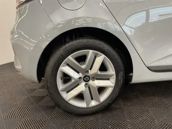 RENAULT CLIO V - voiture d'occasion - Photo 25