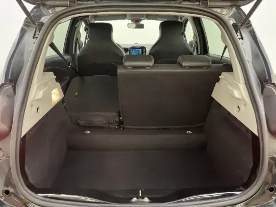 RENAULT ZOE - voiture d'occasion - Photo 16