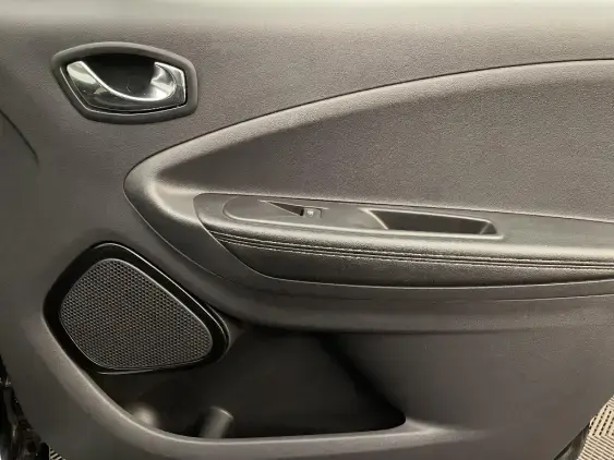 RENAULT ZOE - voiture d'occasion - Photo 20