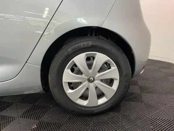 RENAULT ZOE - voiture d'occasion - Photo 24