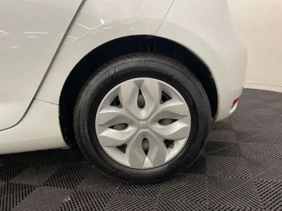 RENAULT ZOE - voiture d'occasion - Photo 24