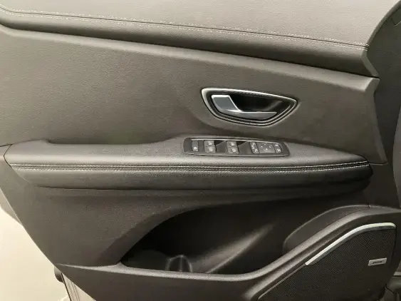 RENAULT SCENIC IV - voiture d'occasion - Photo 19