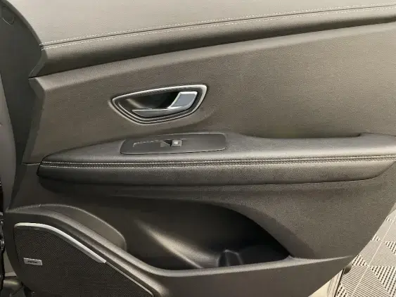 RENAULT SCENIC IV - voiture d'occasion - Photo 20