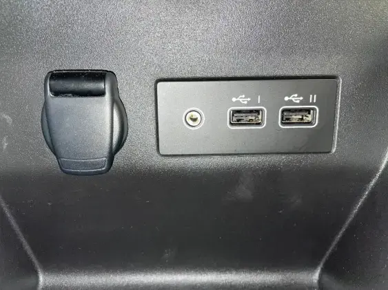 RENAULT CLIO V - voiture d'occasion - Photo 21