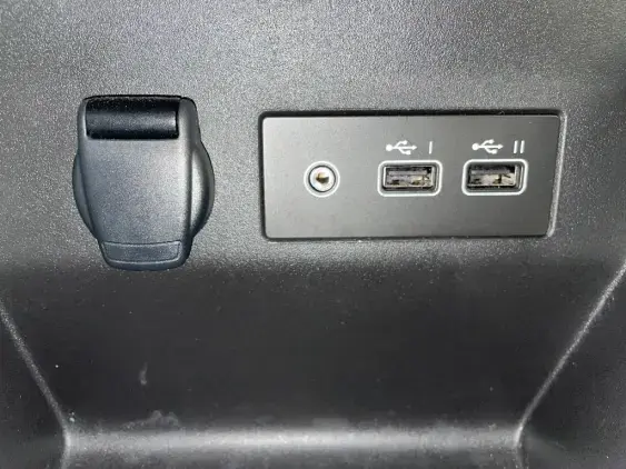 RENAULT CLIO V - voiture d'occasion - Photo 21