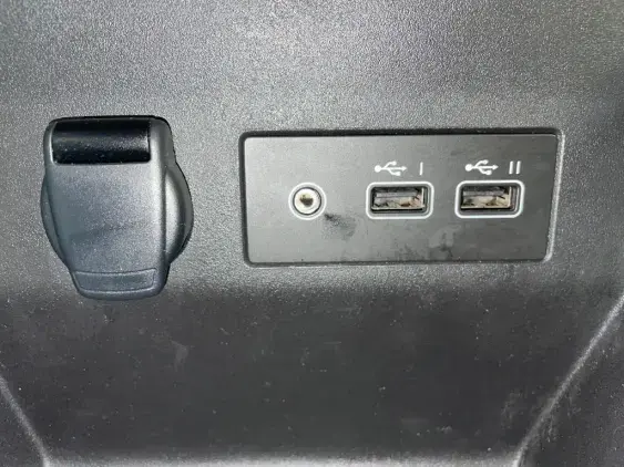 RENAULT CLIO V - voiture d'occasion - Photo 21