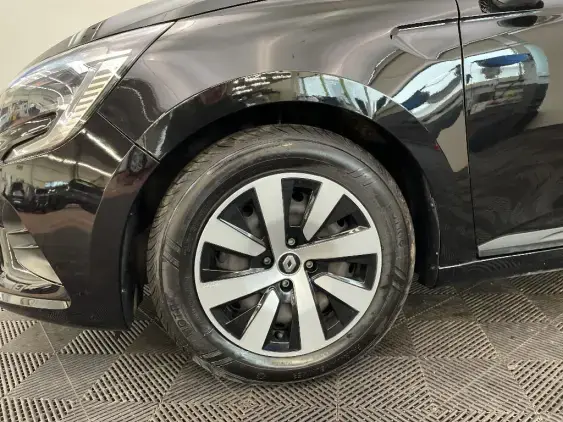 RENAULT CLIO V - voiture d'occasion - Photo 23