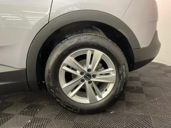 OPEL GRANDLAND - voiture d'occasion - Photo 24