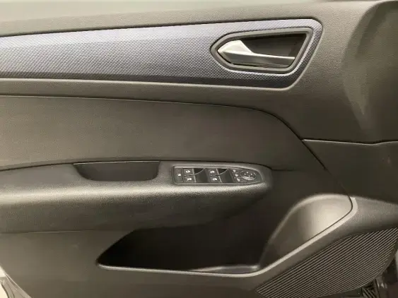 RENAULT ARKANA - voiture d'occasion - Photo 19