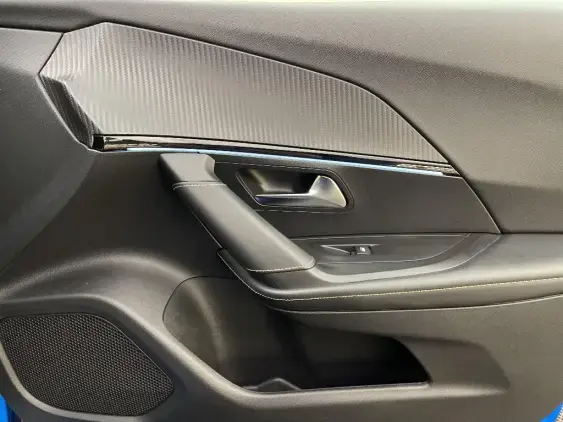 PEUGEOT 2008 II - voiture d'occasion - Photo 20