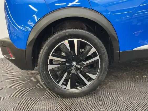 PEUGEOT 2008 II - voiture d'occasion - Photo 25