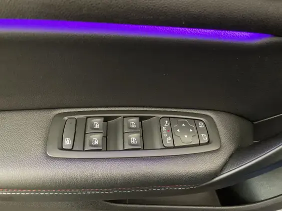 RENAULT MEGANE IV - voiture d'occasion - Photo 17