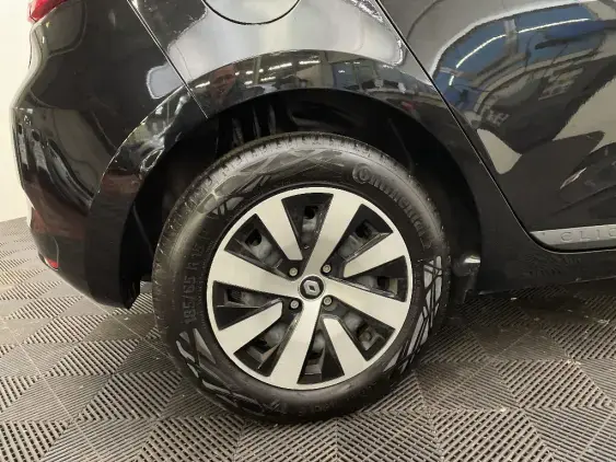 RENAULT CLIO V - voiture d'occasion - Photo 25