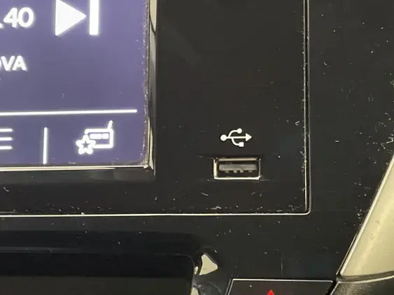 OPEL CORSA F - voiture d'occasion - Photo 21