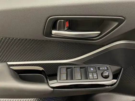 TOYOTA C-HR - voiture d'occasion - Photo 17