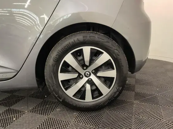 RENAULT CLIO V - voiture d'occasion - Photo 24