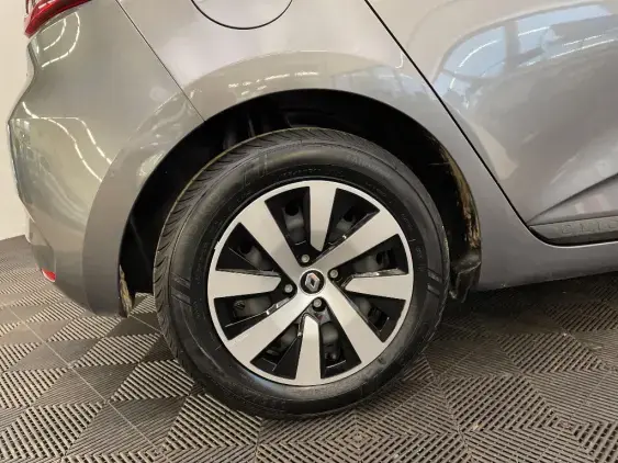 RENAULT CLIO V - voiture d'occasion - Photo 25