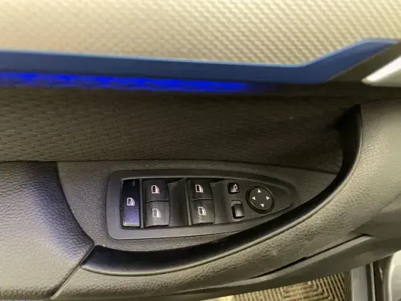 BMW X1 F48 LCI - voiture d'occasion - Photo 17