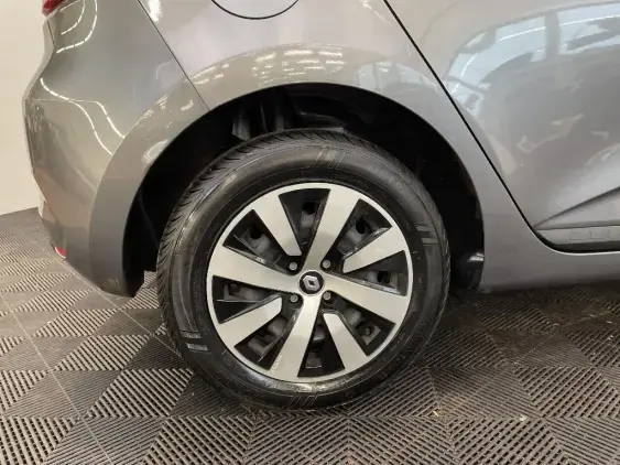 RENAULT CLIO V - voiture d'occasion - Photo 25