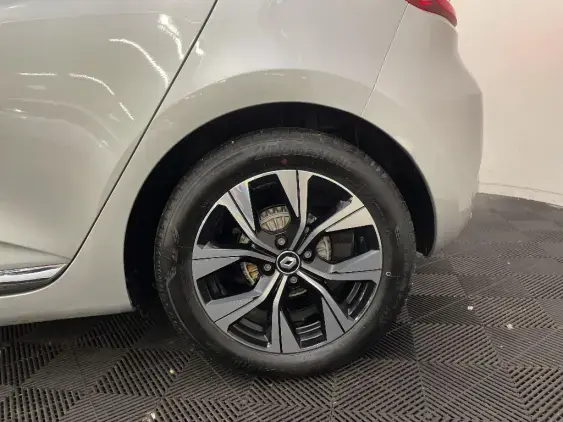 RENAULT CLIO V - voiture d'occasion - Photo 24