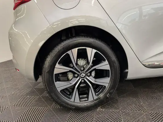 RENAULT CLIO V - voiture d'occasion - Photo 25