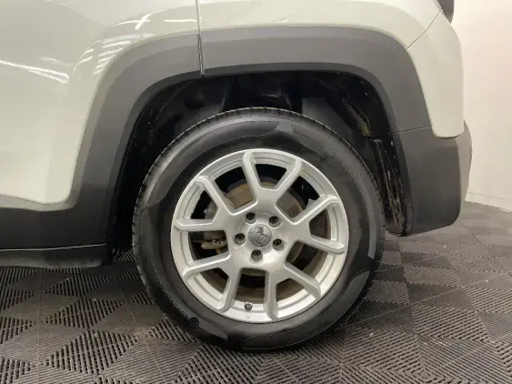 JEEP RENEGADE - voiture d'occasion - Photo 24