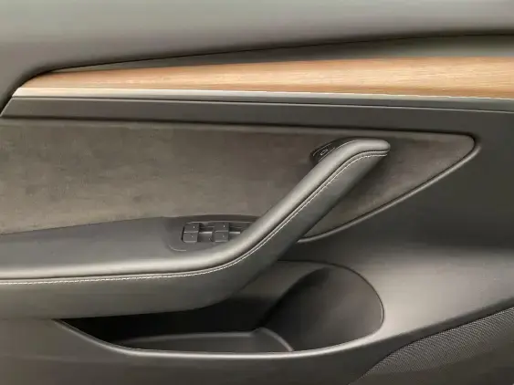 TESLA MODEL 3 - voiture d'occasion - Photo 19