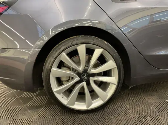 TESLA MODEL 3 - voiture d'occasion - Photo 25