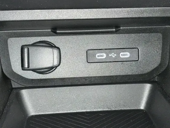 DACIA DUSTER III - voiture d'occasion - Photo 21