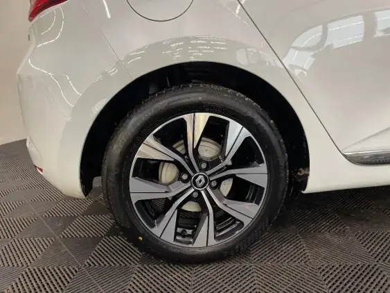 RENAULT CLIO V - voiture d'occasion - Photo 25